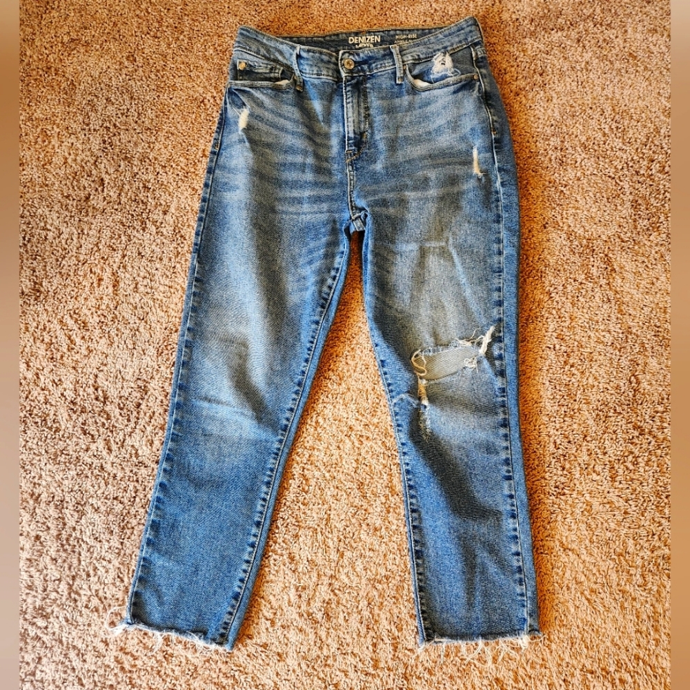 High-rise ripped jean